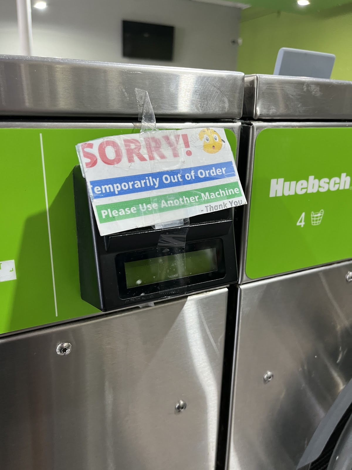 SpinXpress Laundry - Blanco / West Ave - Wash & Fold Services photo 3