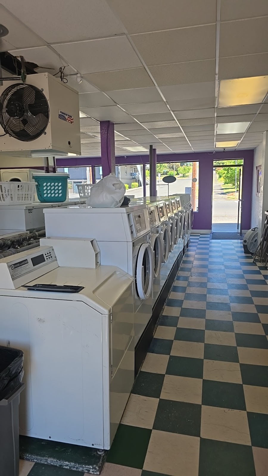 South Market Laundry LLC photo 2