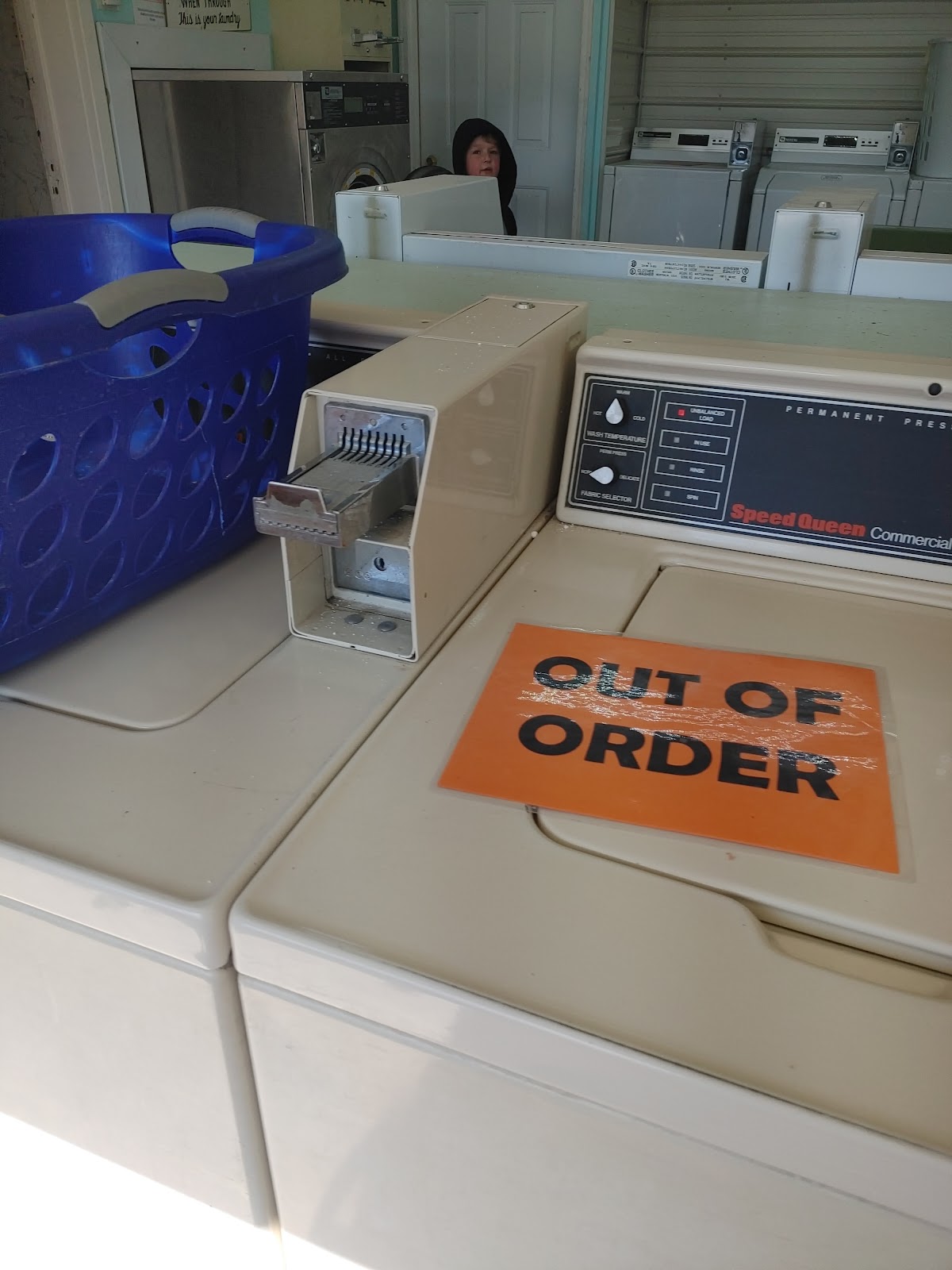 Marianette Laundry photo 3
