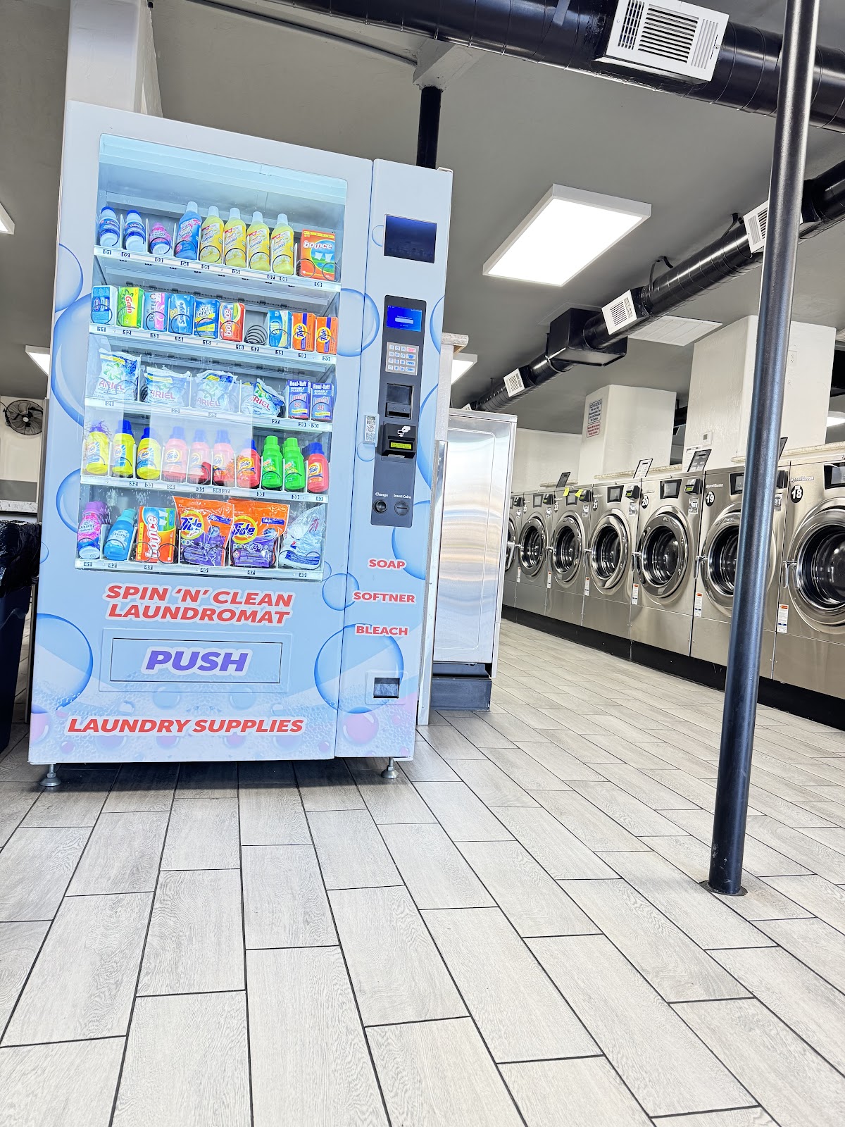 Spin N Clean Laundromat photo 3