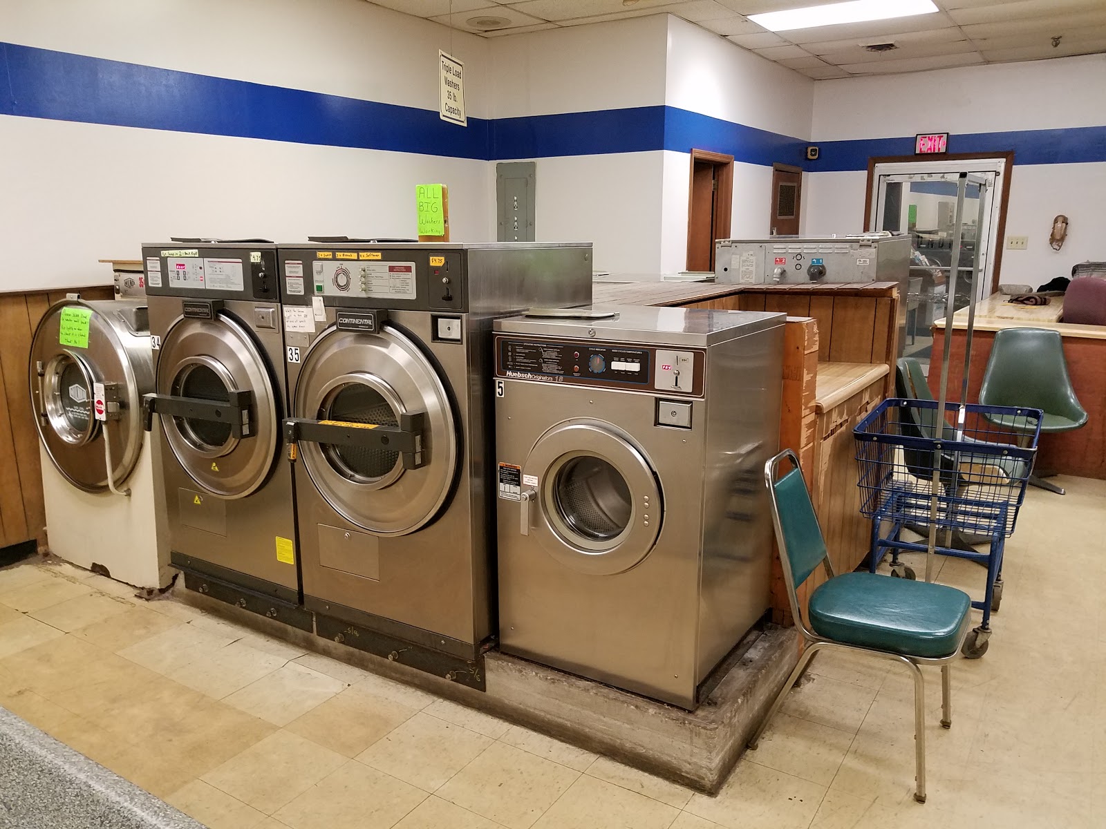 Garden Springs Laundromat photo 1