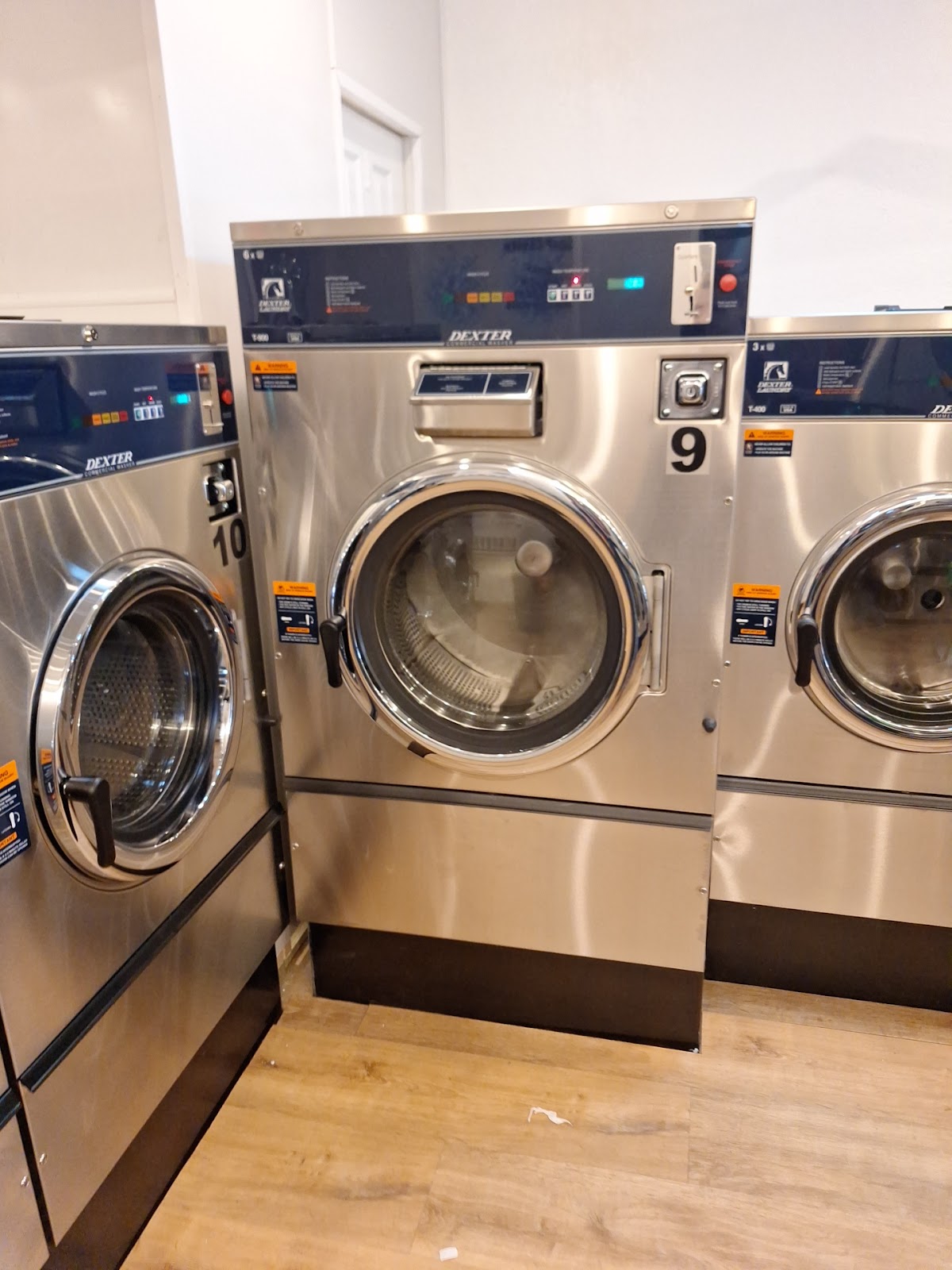 Carrollton Laundry and Lounge photo 3