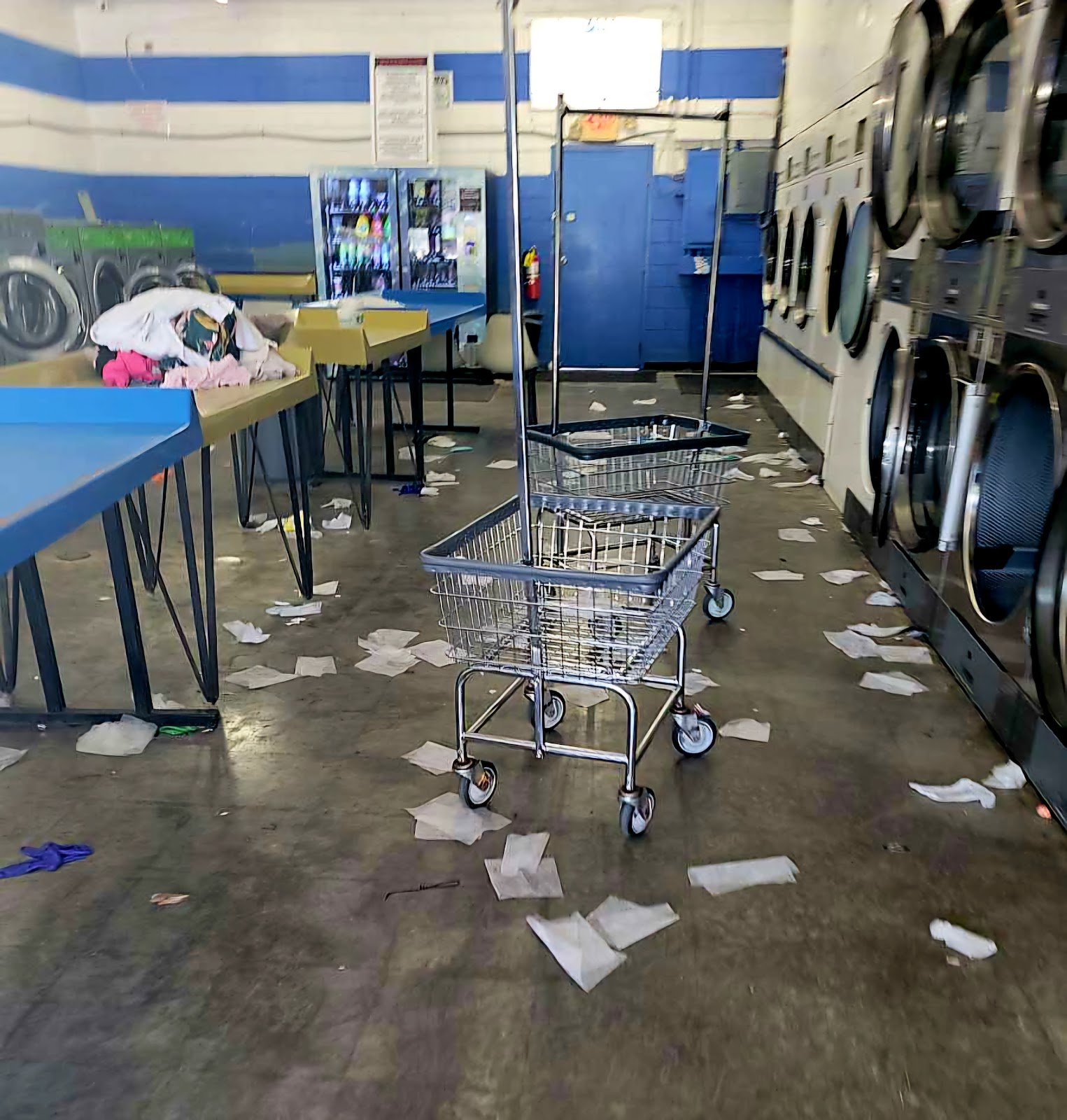 Wash-A-Ton Coin Laundry - A Southern Suds Company photo 1