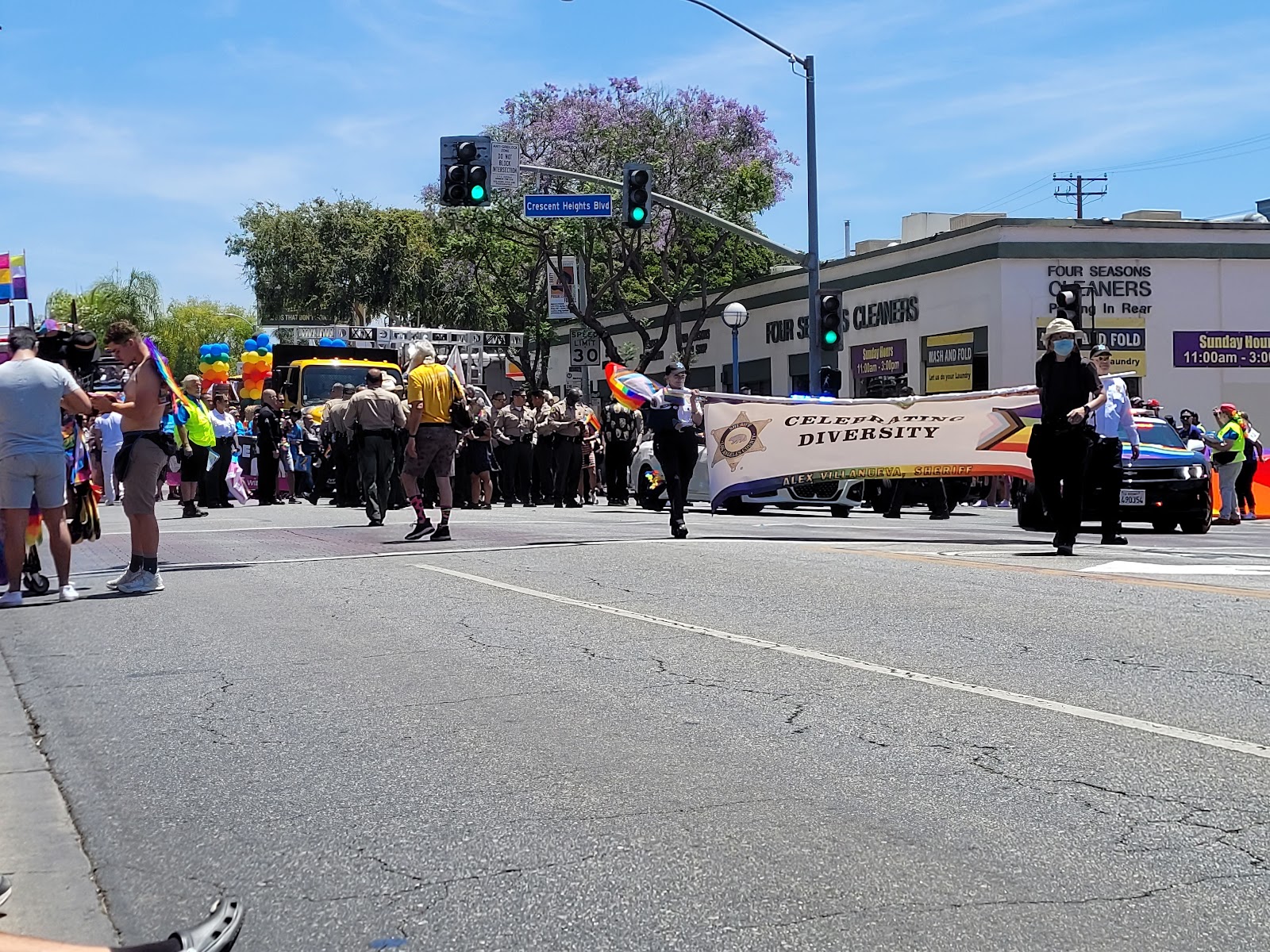 Four Seasons Cleaners & Laundry photo 3