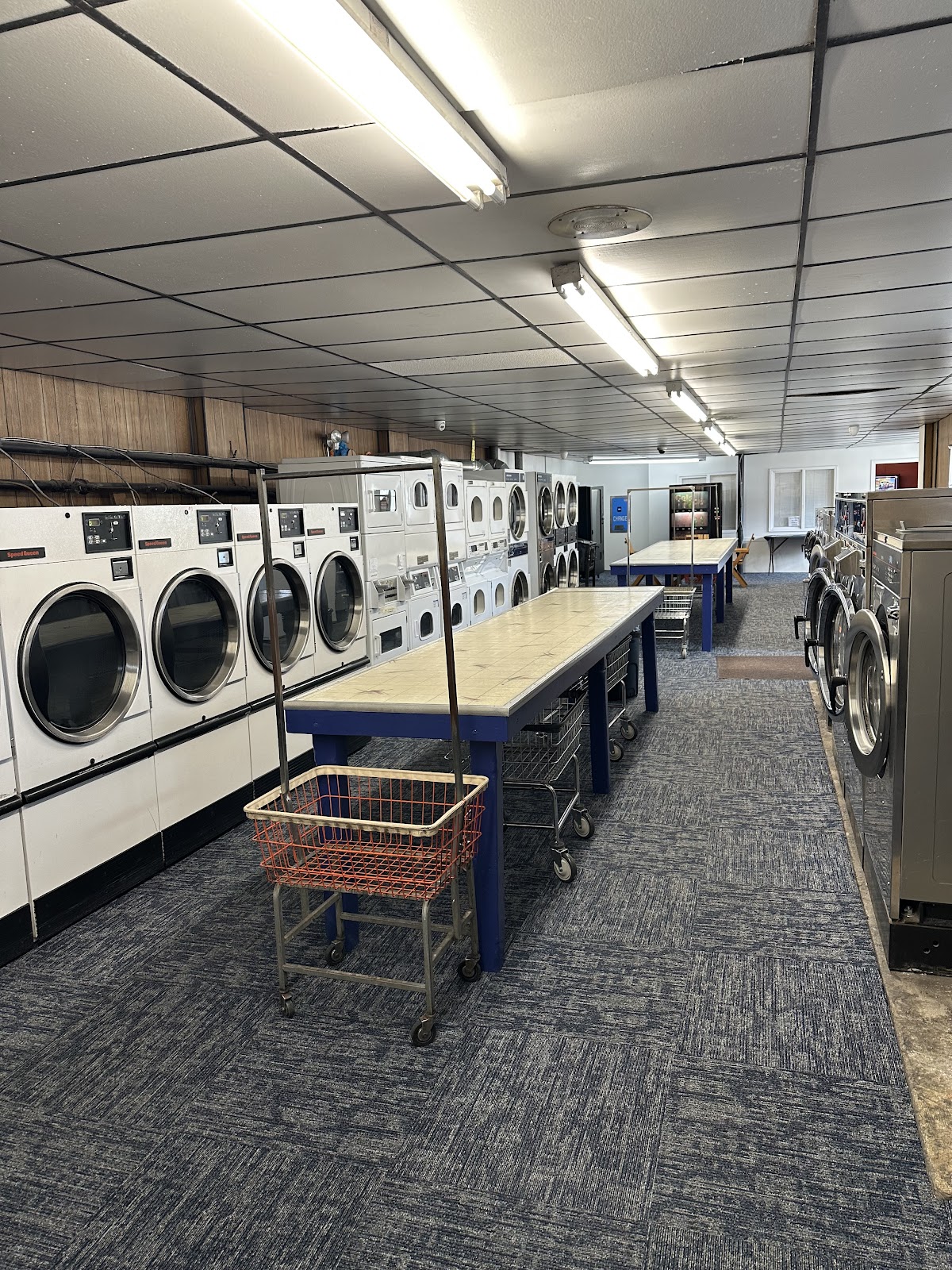 Rouse's Laundromat photo 1