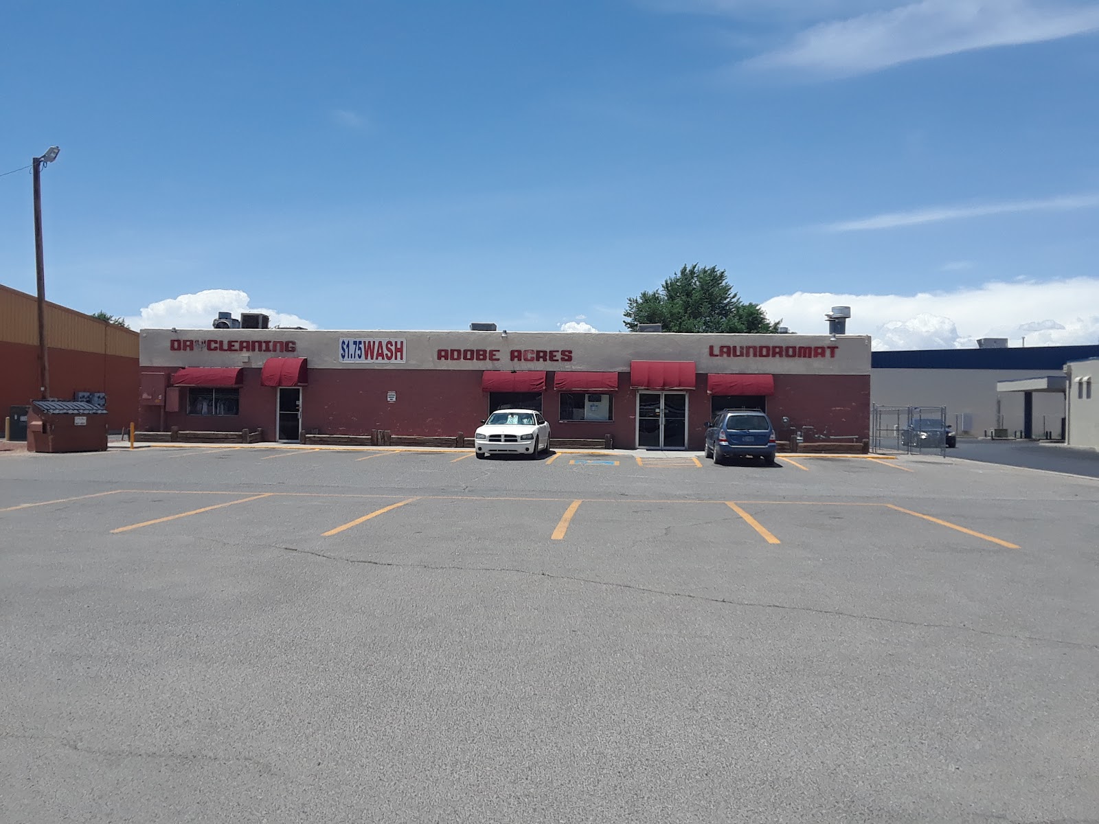 Adobe Acres Laundromat & Dry photo 3