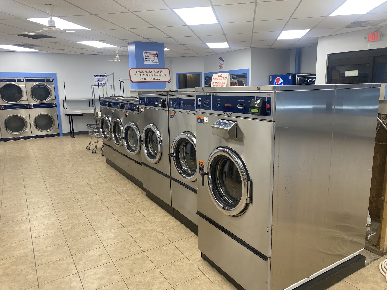 Washing Well Laundry photo 1