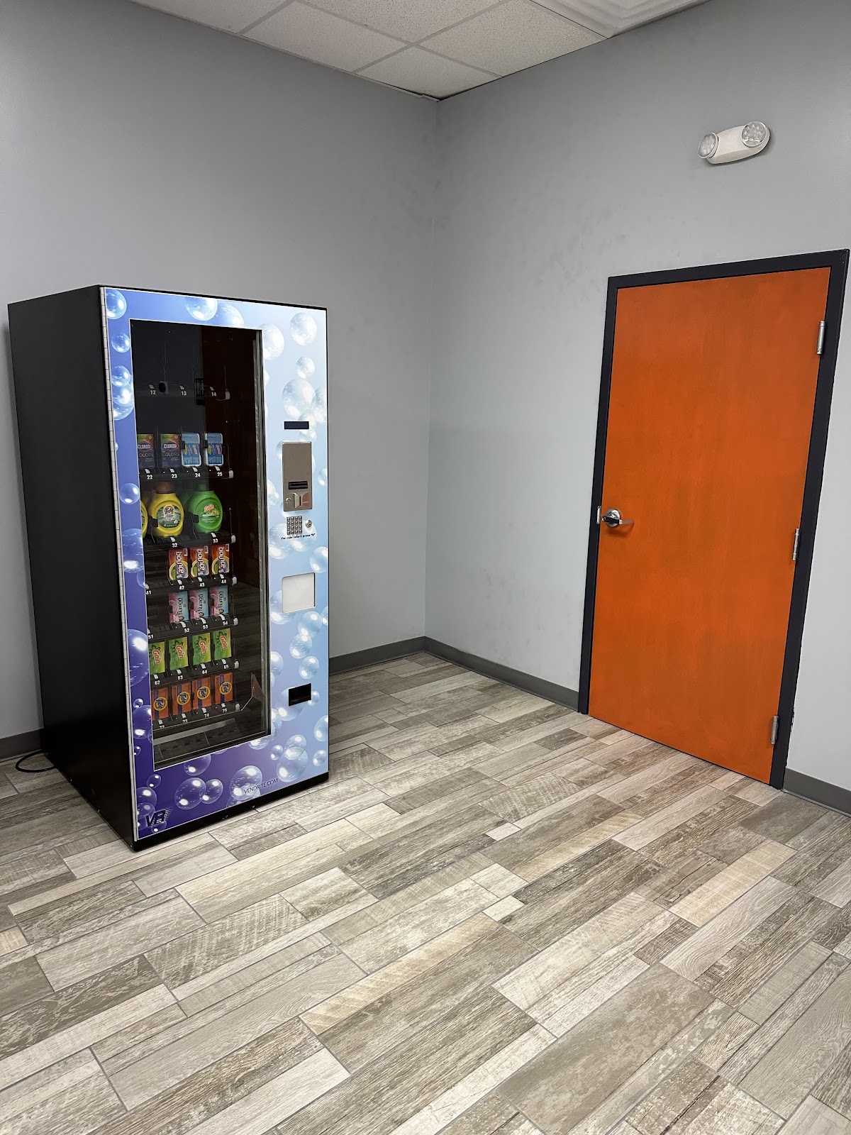 Byron Coin Laundry photo 3