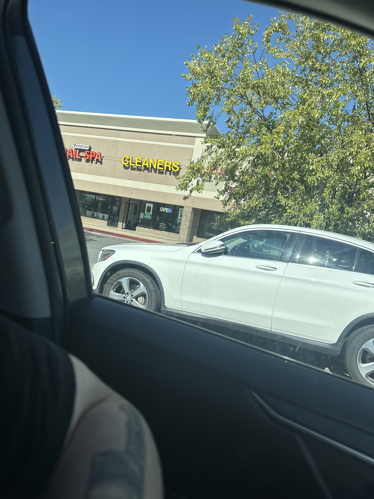 Perry Hall Crossing Dry Cleaners photo 3