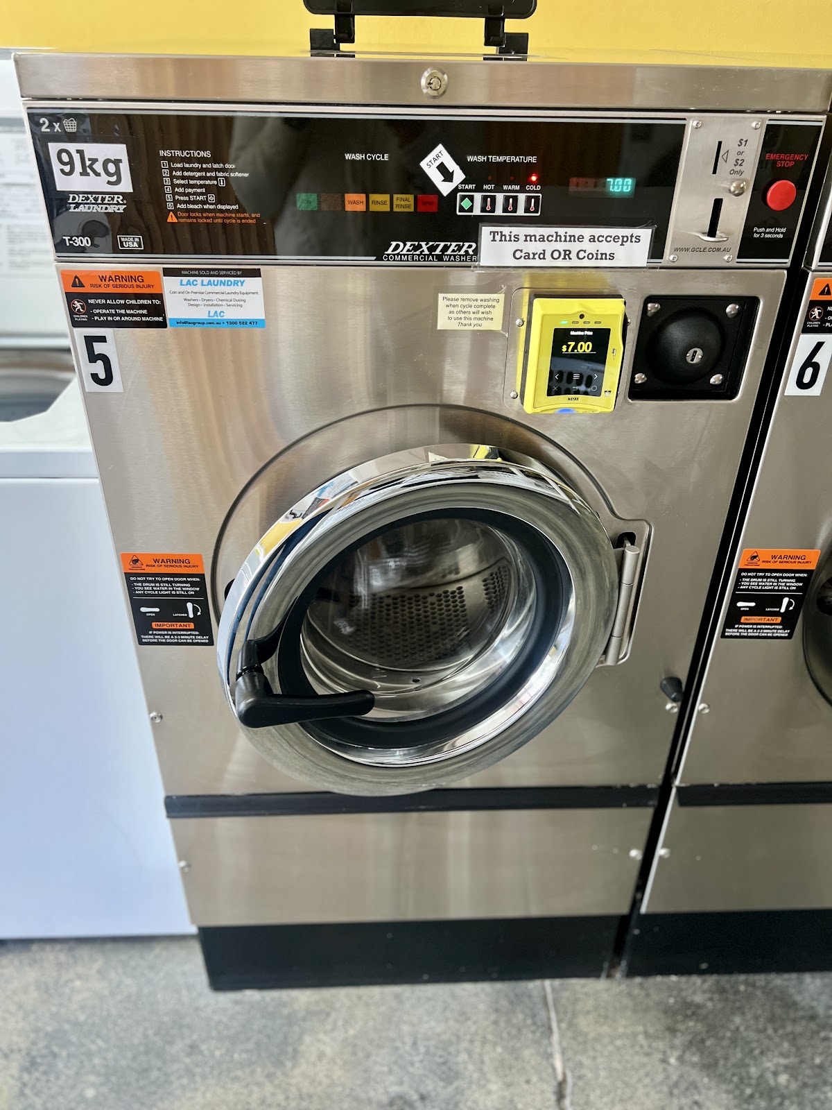 Broadway Laundrobar photo 1