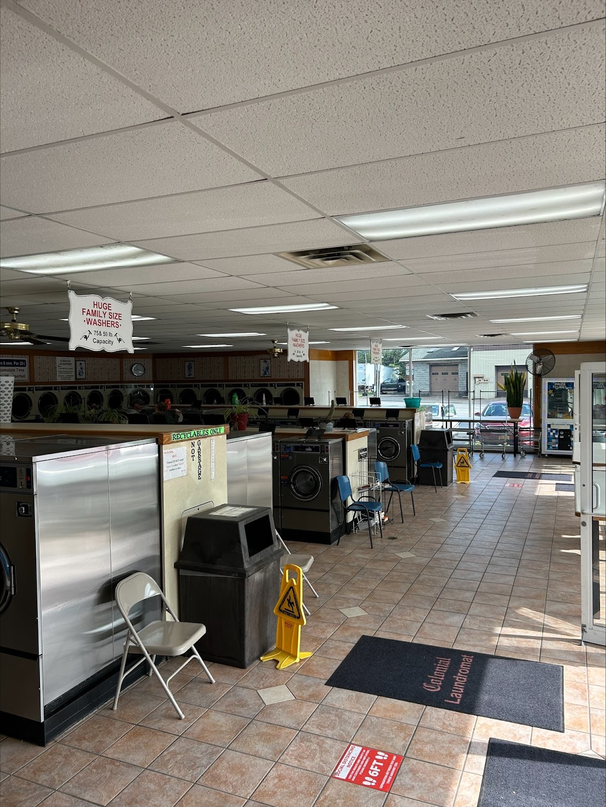 Colonial Laundromat photo 3