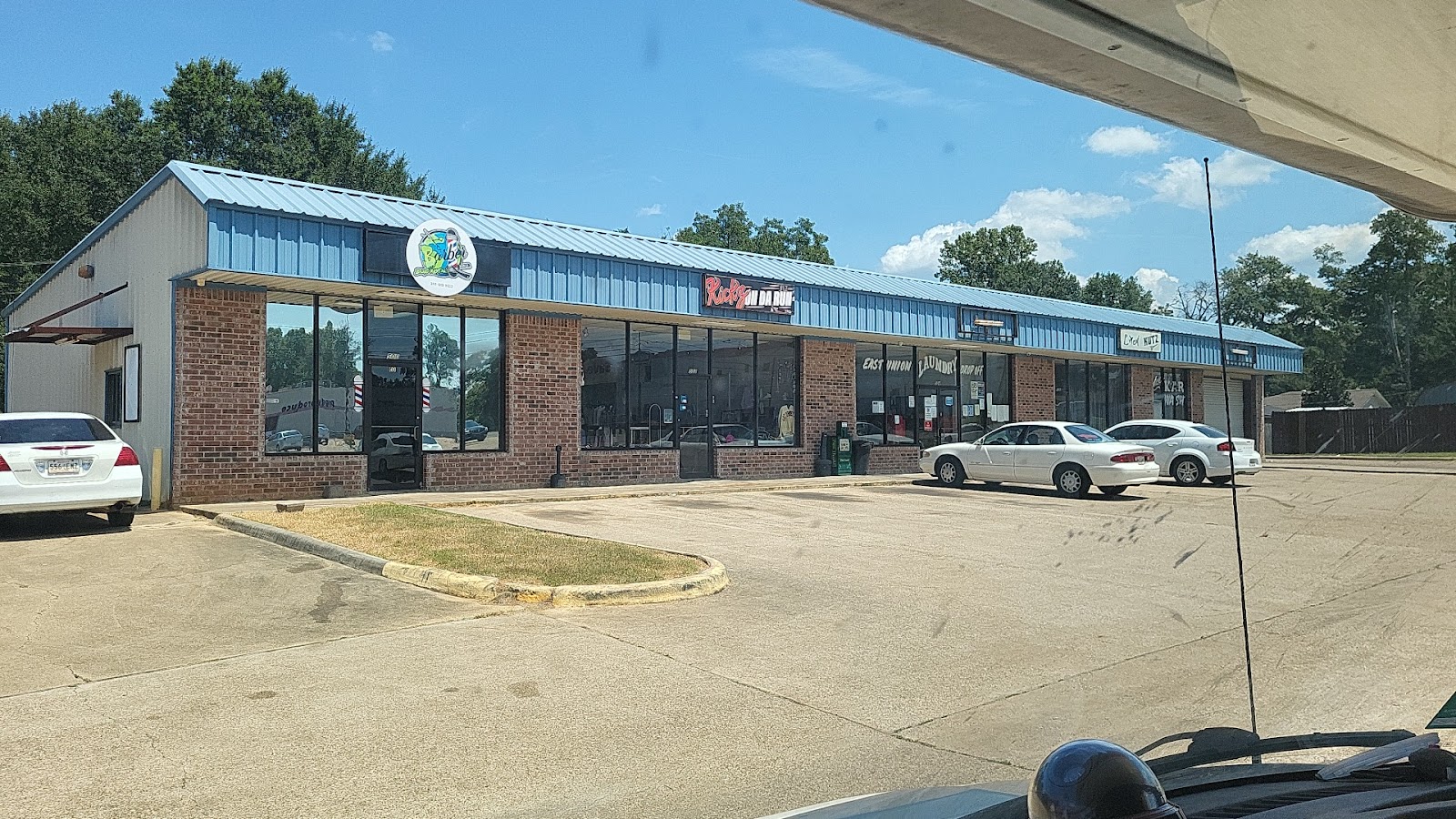 East Union Laundry photo 1